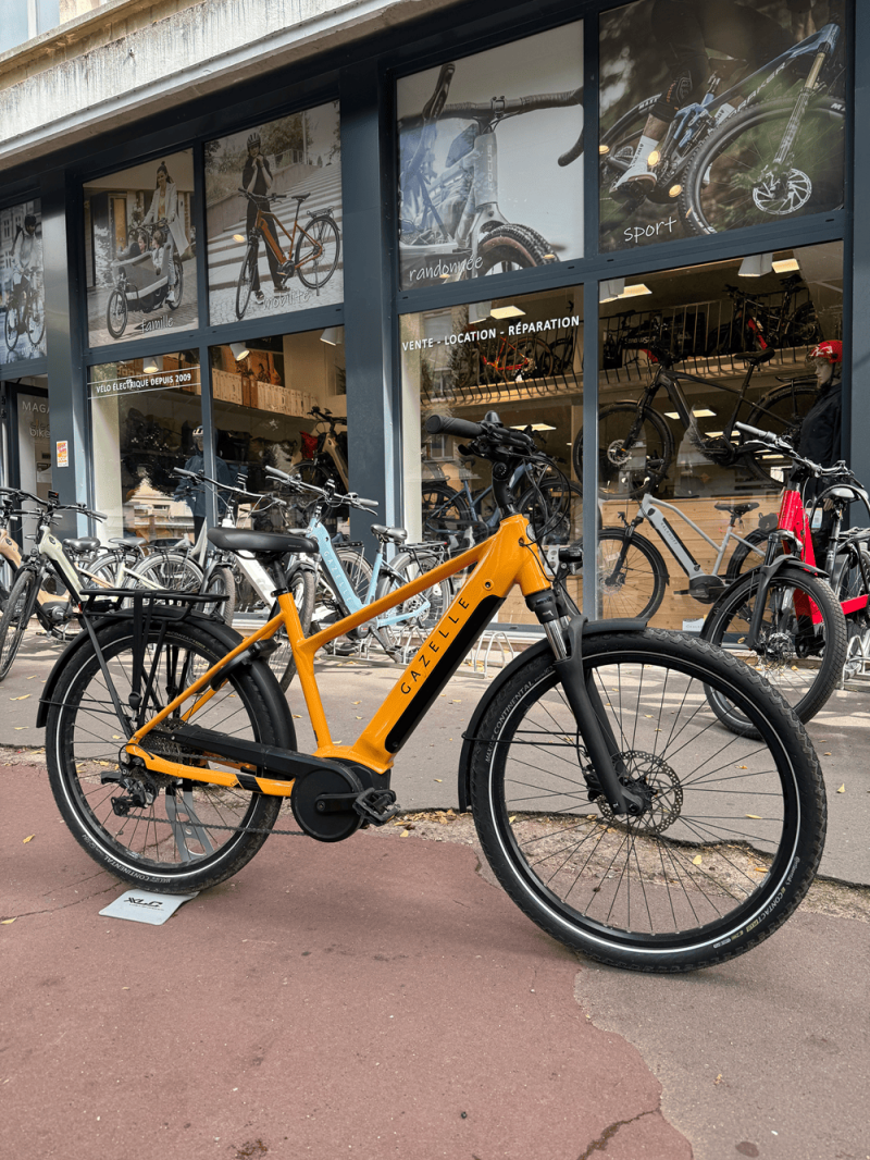 VTC - GAZELLE Medeo T10...